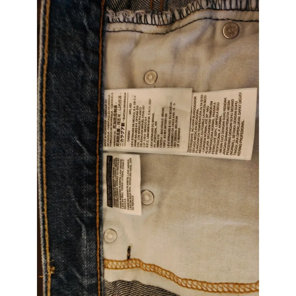 Levis levi 550